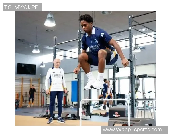 姆巴佩健身房内训练照片曝光透露恢复情况良好无大碍