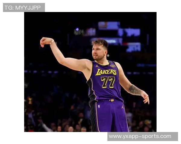 东契奇赞范德彪专注投篮提升信心其他表现同样不可或缺